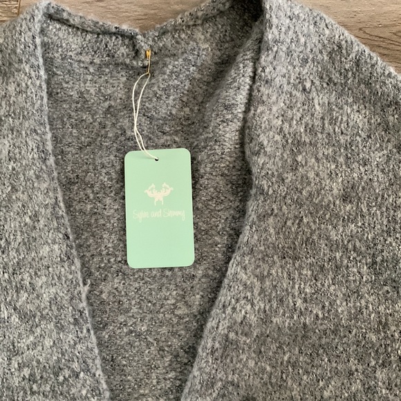 Brand New with Tags - Soft Wool Blend Long Sweater - Picture 4 of 4